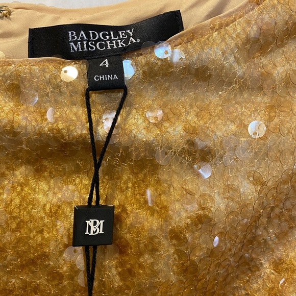 Badgley Mischka Odessa Gold Sequin Gown | Size 4 | Elegant Evening Formal Dress - Picture 12 of 12